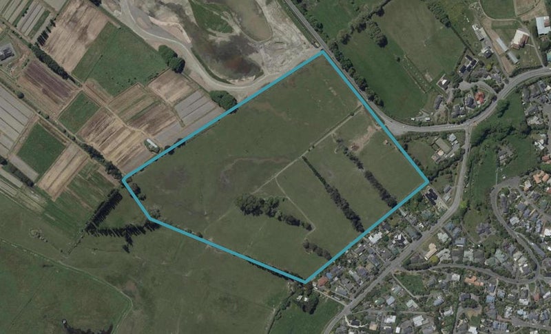 13 Hendersons Road, Westmorland, Christchurch - Carousel 1