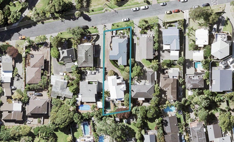 2/22 Sandown Road, Rothesay Bay, Auckland - Carousel 1