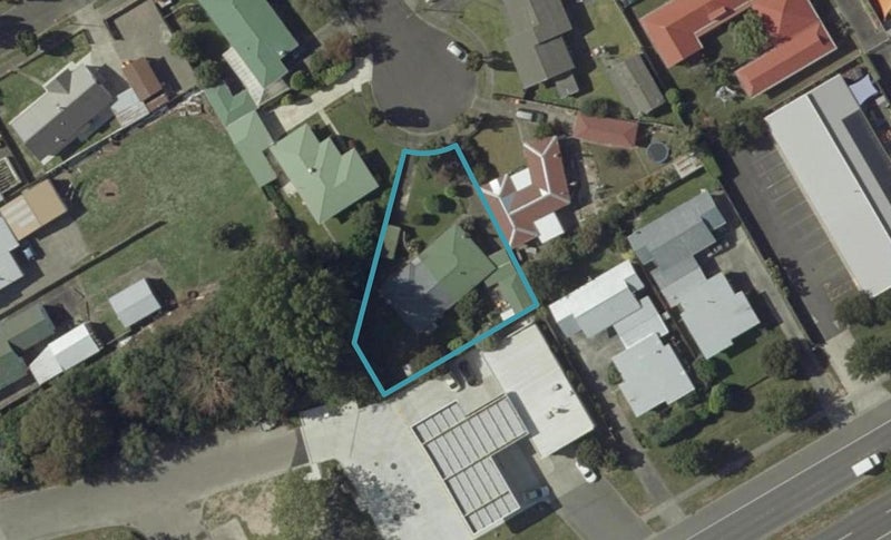 10 Brett Place, Takaro, Palmerston North - Carousel 1