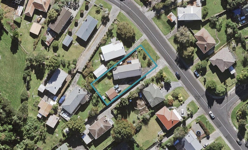 72 Glendene Avenue, Glendene, Auckland - Carousel 1