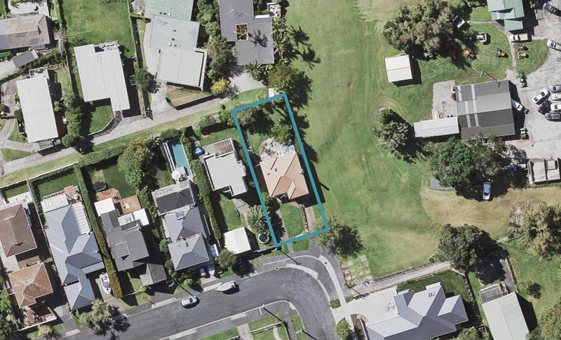 10 Empire Road, Devonport, Auckland - Carousel 1