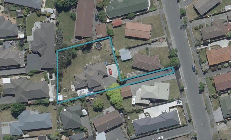 83A Royal Park Drive, Parklands, Christchurch - Carousel 1