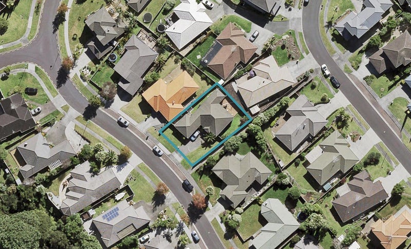 61 Bluebird Crescent, Unsworth Heights, Auckland - Carousel 1