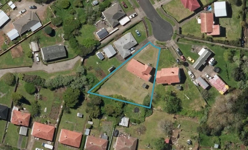 18 Brake Avenue, Otangarei, Whangarei - Carousel 1