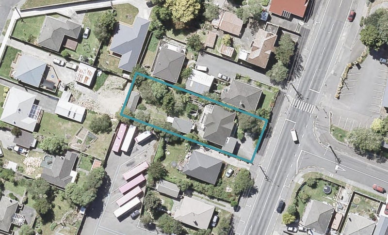 156 Main Road, Wainuiomata, Lower Hutt - Carousel 1