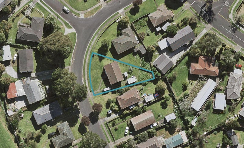 27 Chalfont Street, Mangere East, Auckland - Carousel 1