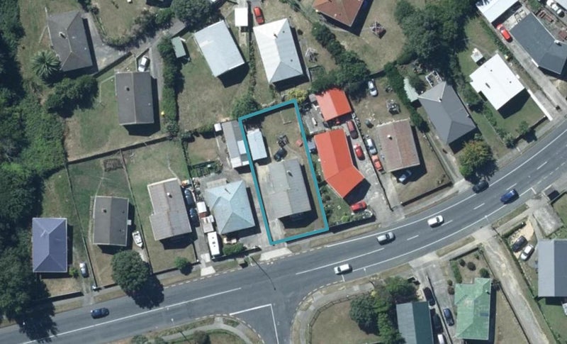 141 Warspite Avenue, Waitangirua, Porirua - Carousel 1