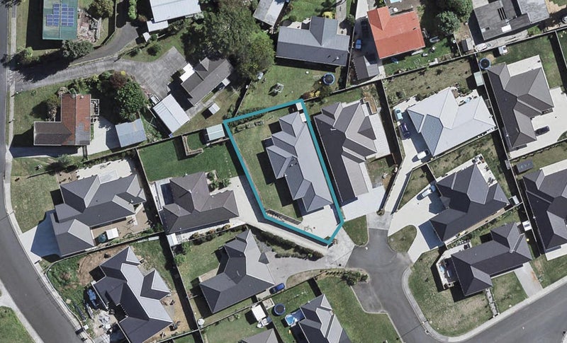 7 Margaret Place, Waiuku, Waiuku - Carousel 1