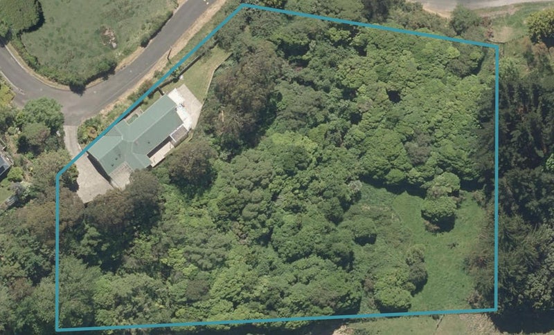 64 Shakespeare Road, Bastia Hill, Whanganui - Carousel 1