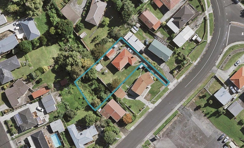 58 Rogers Road, Manurewa, Auckland - Carousel 1