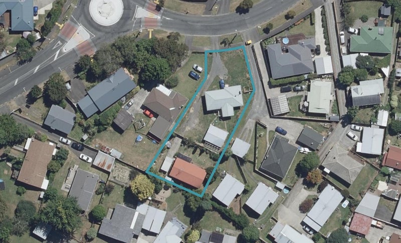 6 MacDonald Road, Glenview, Hamilton - Carousel 1