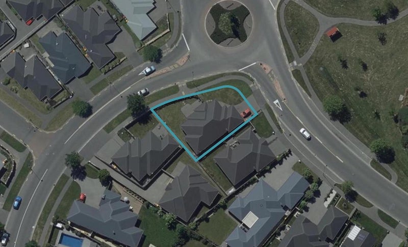 50 McMahon Drive, Aidanfield, Christchurch - Carousel 1