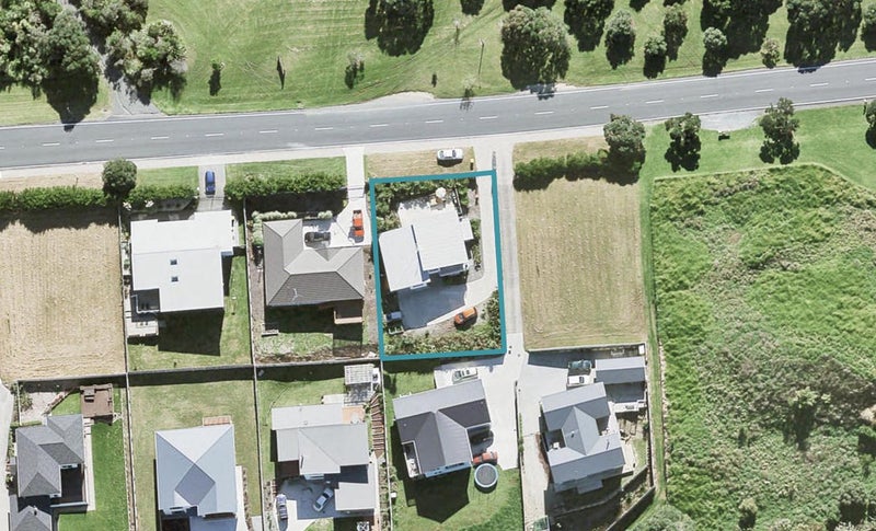 1469 Whangaparaoa Road, Army Bay, Whangaparaoa - Carousel 1
