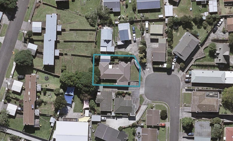 9 Brierley Place, Marfell, New Plymouth - Carousel 1