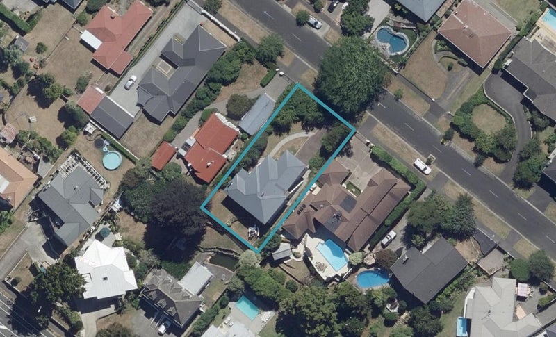 11 Riverview Terrace, Fairfield, Hamilton - Carousel 1
