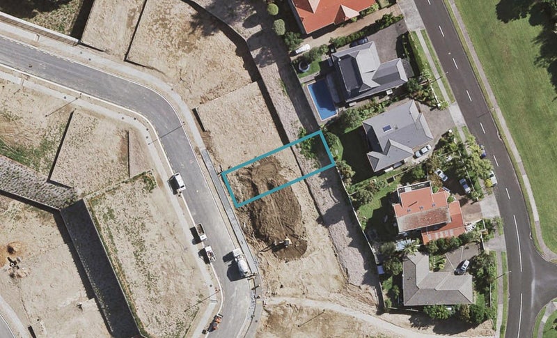 48 Matairangi Avenue, Totara Heights, Auckland - Carousel 1