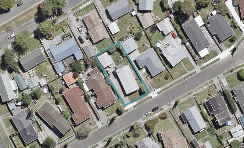 9 Harvard Grove, Totara Park, Upper Hutt - Carousel 1