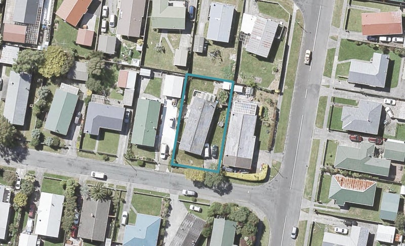 4 Wimbledon Grove, Wainuiomata, Lower Hutt - Carousel 1