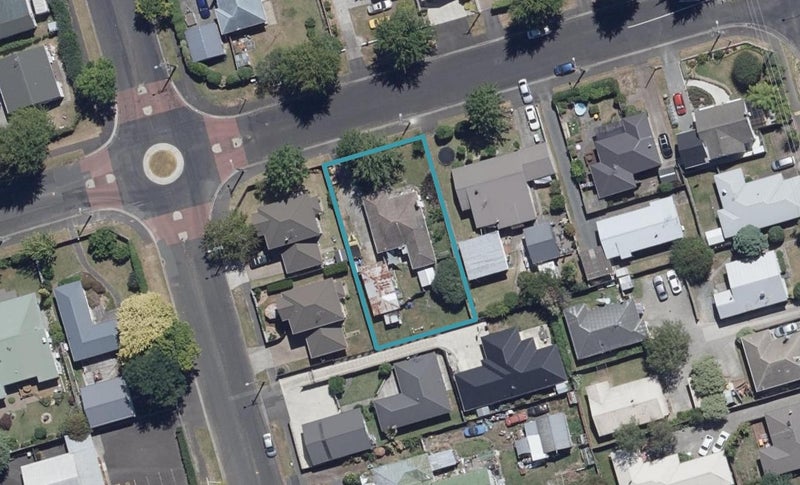 112 Wellington Street, Hamilton East, Hamilton - Carousel 1