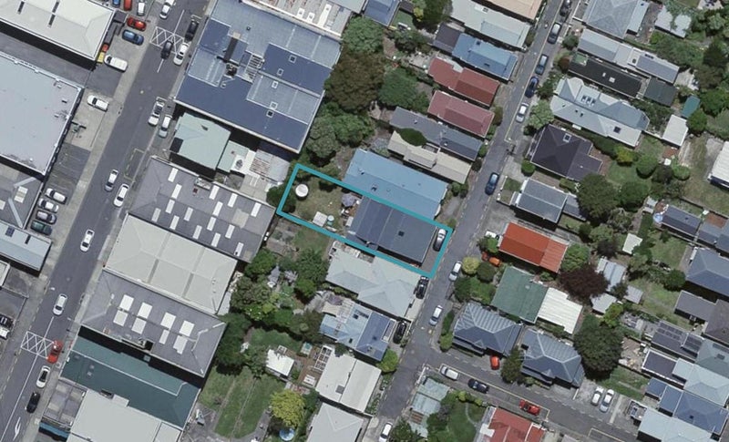 9 Moir Street, Mount Victoria, Wellington - Carousel 1
