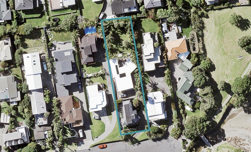 2/52 Masterton Road, Rothesay Bay, Auckland - Carousel 1