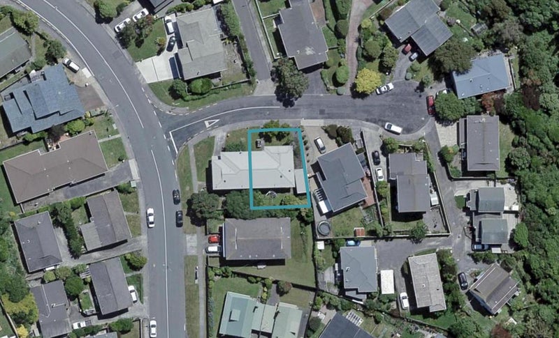 4 Stonefield Place, Johnsonville, Wellington - Carousel 1