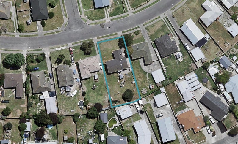 18 Plowman Crescent, Onekawa, Napier - Carousel 1