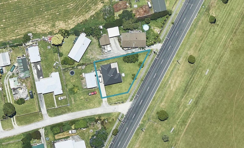 26 Kaitemako Road, Welcome Bay, Tauranga - Carousel 1