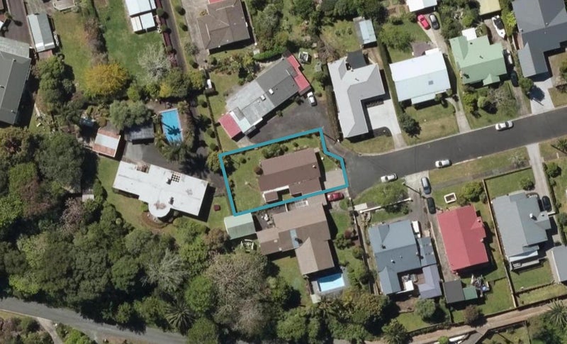 27 Oranga Road, Kensington, Whangarei - Carousel 1