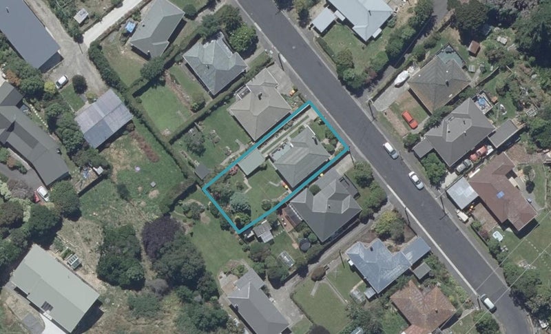 32 Glenmore Street, Glenleith, Dunedin - Carousel 1
