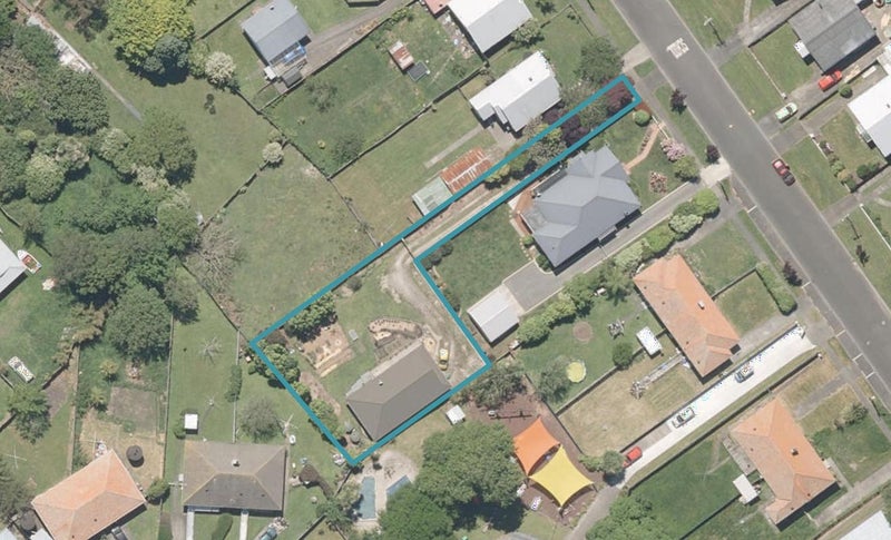17A Field Street, Aramoho, Whanganui - Carousel 1