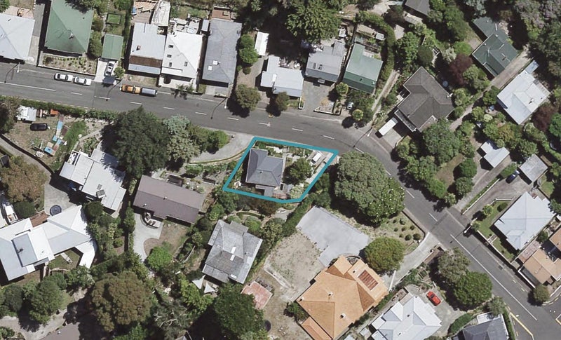 64 Milton Road, Bluff Hill, Napier - Carousel 1
