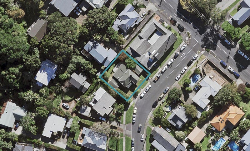 30 Mariposa Crescent, Birkenhead, Auckland - Carousel 1
