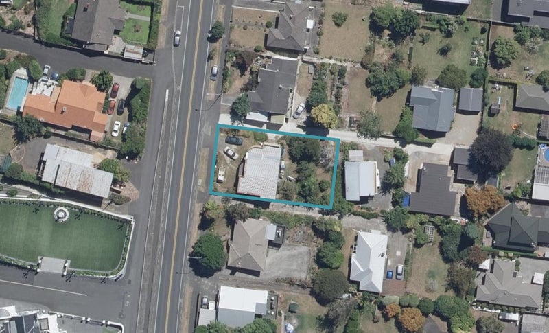 95 Pembroke Street, Hamilton Lake, Hamilton - Carousel 1