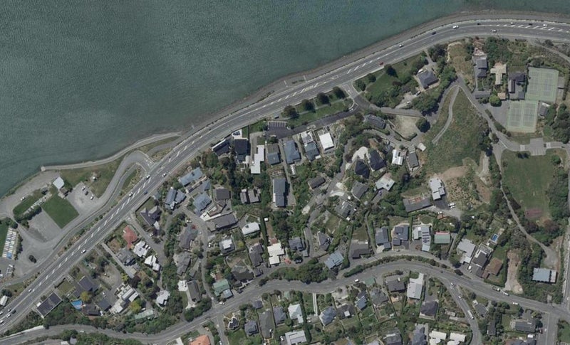 42 Main Road, Mount Pleasant, Christchurch - Carousel 1
