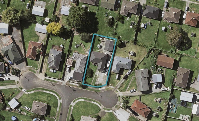 13 Matamata Place, Otara, Auckland - Carousel 1