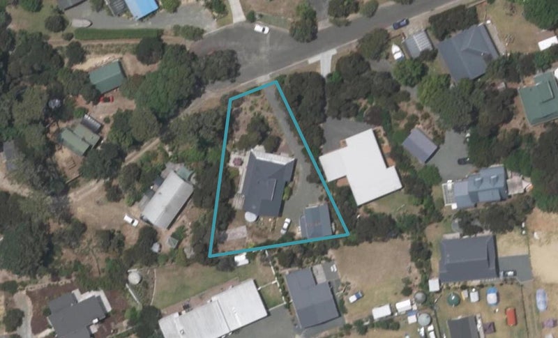 7 Pohutukawa Place, Mangawhai Heads, Mangawhai - Carousel 1