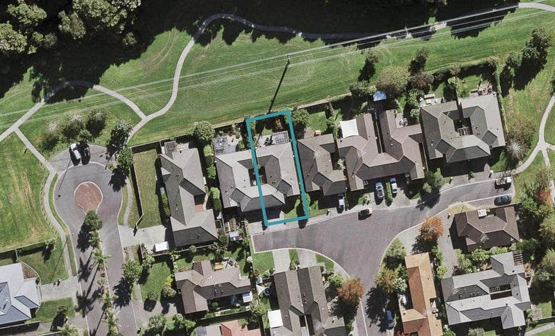 10 Pepperdine Place, Albany, Auckland - Carousel 1