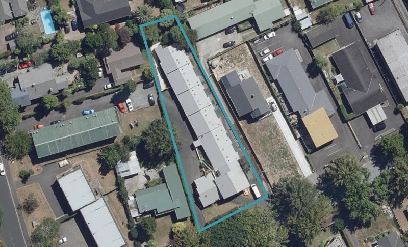 1/3 Stanley Street, Claudelands, Hamilton - Carousel 1
