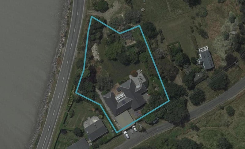 514 Marine Drive, Charteris Bay, Governors Bay - Carousel 1