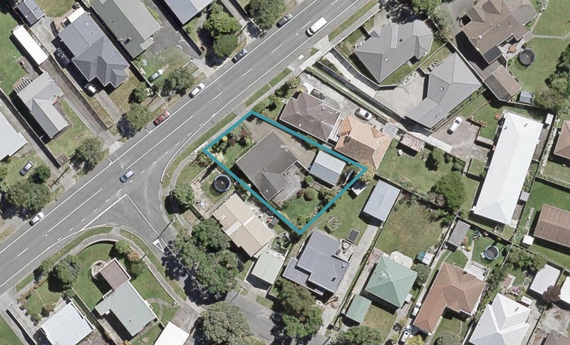94 Waiwhetu Road, Waterloo, Lower Hutt - Carousel 1