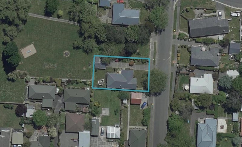 5 Ramore Place, Redwood, Christchurch - Carousel 1