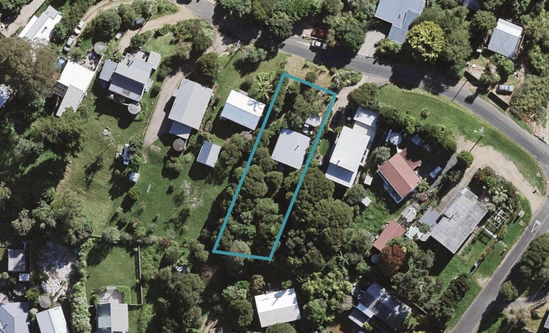 32 Trig Hill Road, Onetangi, Waiheke Island - Carousel 1