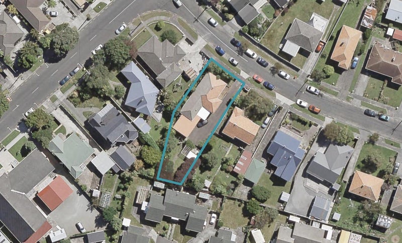 4 Hall Crescent, Epuni, Lower Hutt - Carousel 1