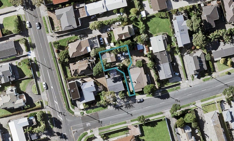 33C Eastern Beach Road, Bucklands Beach, Auckland - Carousel 1