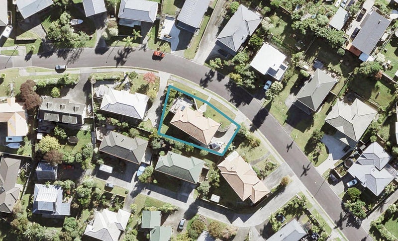 20 Donald Street, Stanmore Bay, Whangaparaoa - Carousel 1