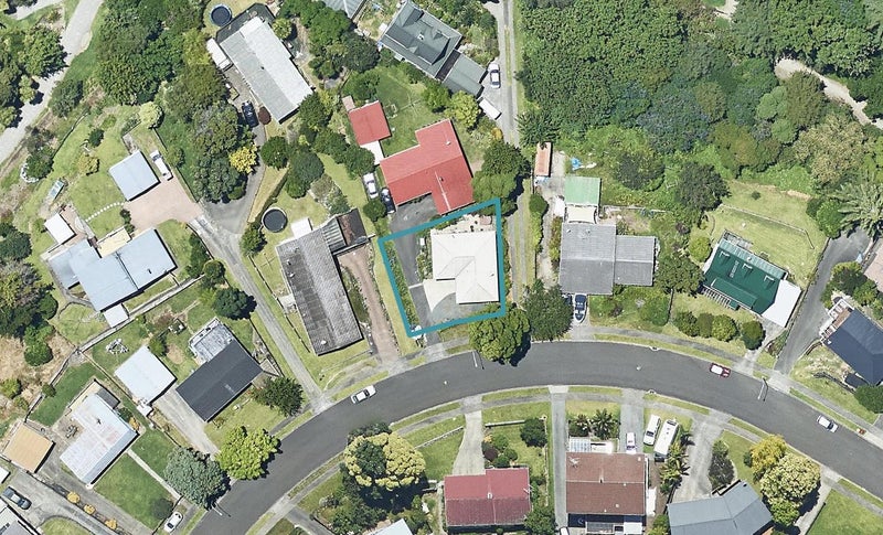 18A Cumberland Crescent, Welcome Bay, Tauranga - Carousel 1