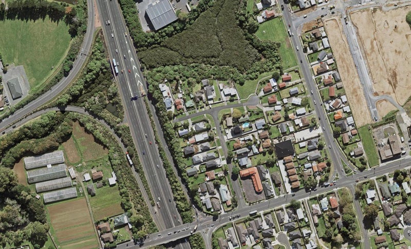 13 Waterview Road, Favona, Auckland - Carousel 1