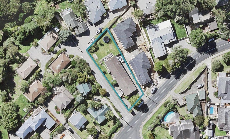 1/37 Glencoe Road, Browns Bay, Auckland - Carousel 1