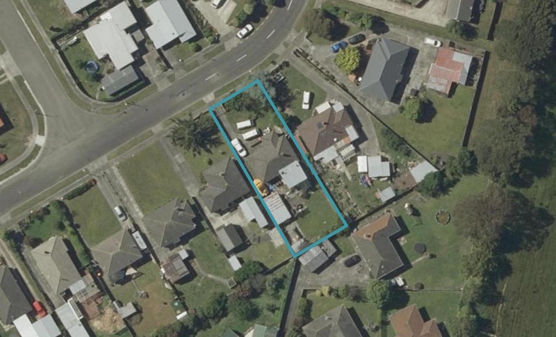 85 Clyde Crescent, Roslyn, Palmerston North - Carousel 1